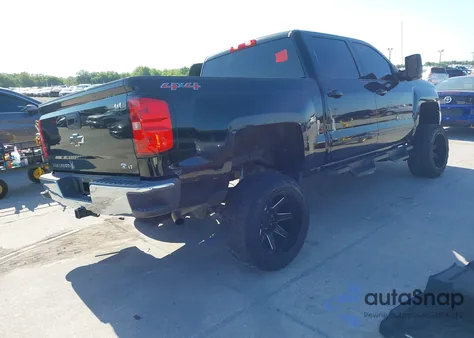 2016 Chevrolet Silverado 1500 1Lt z USA, uszkodzony, nr VIN 3GCUKREC3GG346522